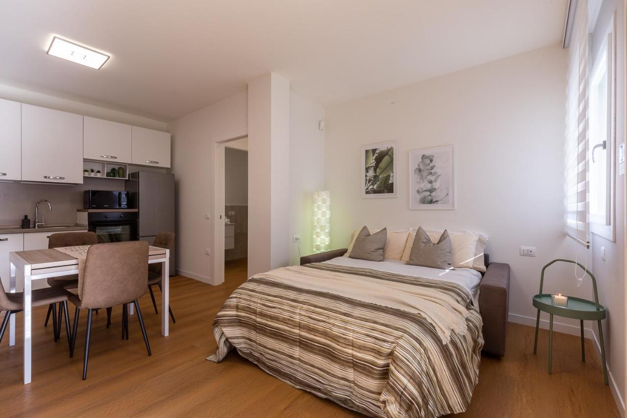 Colombo Palace - Suite Eden Via Perda Bona 35A Куарту-Сант'Элена Экстерьер фото